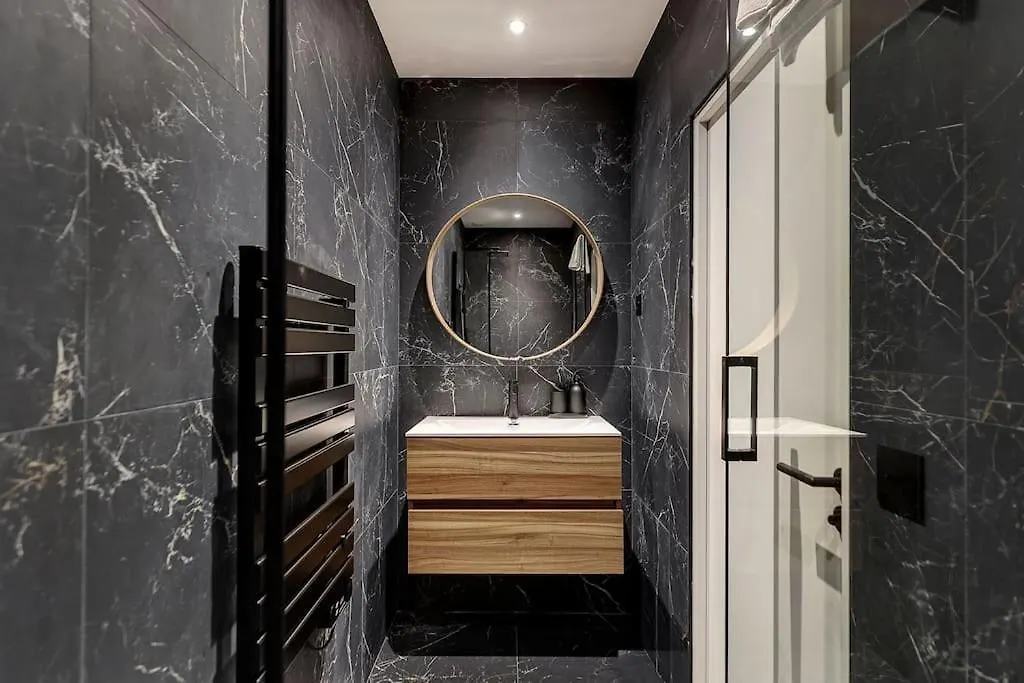 Apartment Sublime Champs Elysees 8guests 3bdr Paris