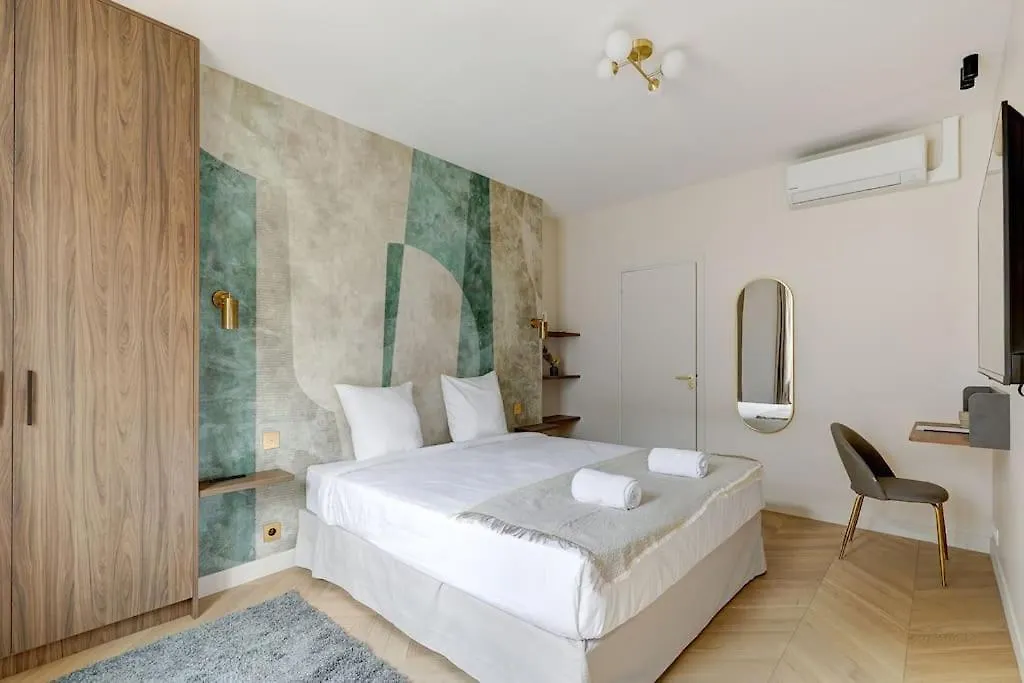 Apartament Sublime Champs Elysees 8guests 3bdr *
