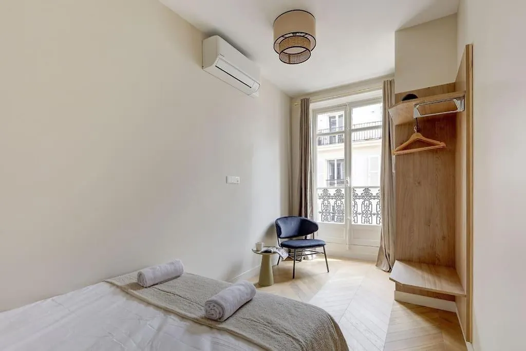 Sublime Champs Elysees 8guests 3bdr Apartament *