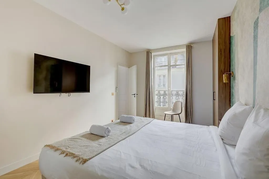 Sublime Champs Elysees 8guests 3bdr Apartament Paryż